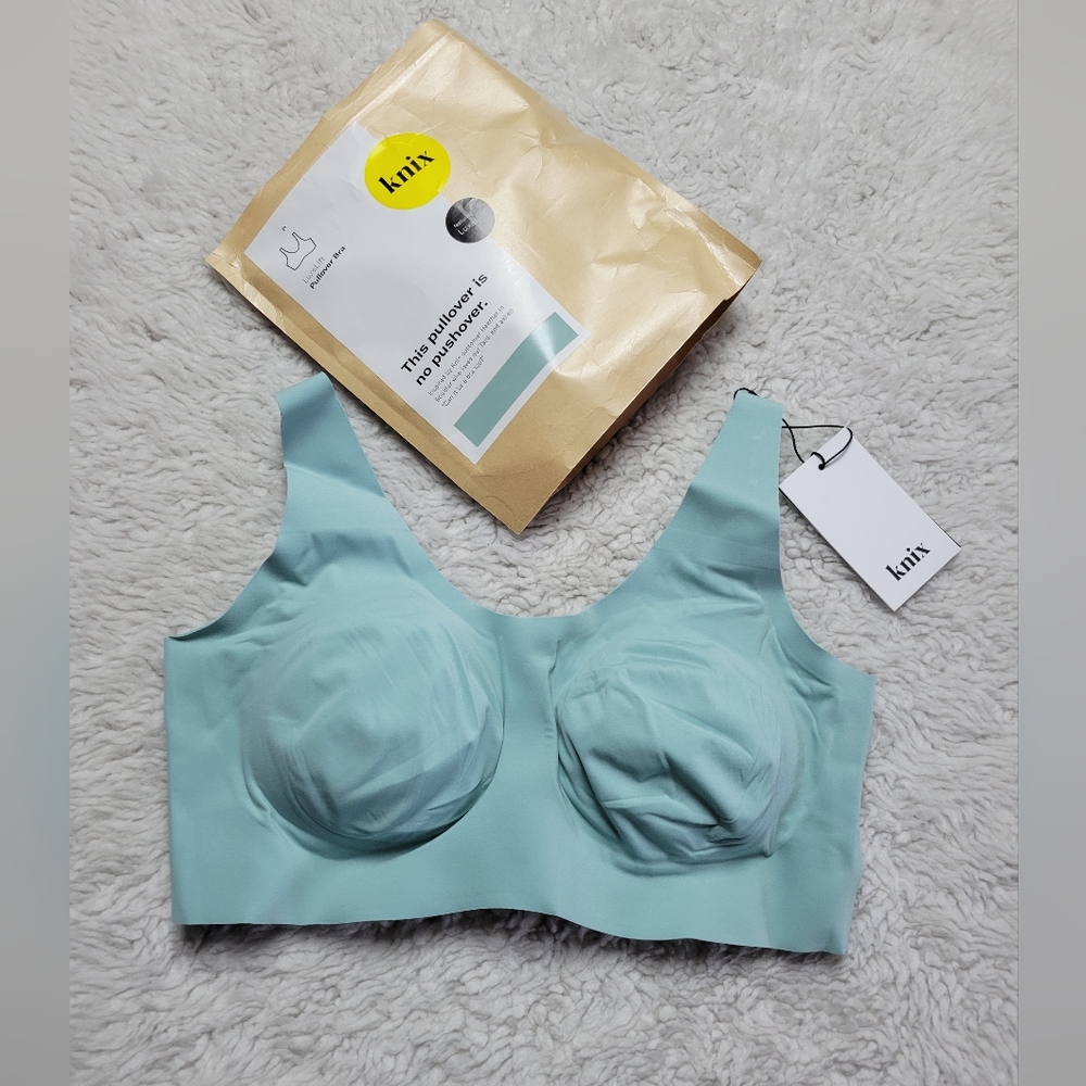 NWT Knix LuxeLift Pullover Bra Sage Wireless Removable Cups Size M+
